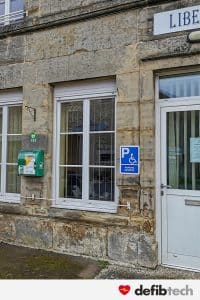 installation-exterieure-collectivites-defibrillateur-defibtech